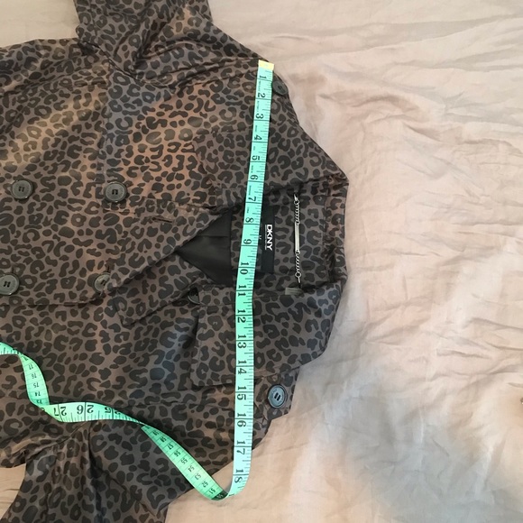 DKNY Women’s Trench Coat ~ Animal print ~ NWOT - Picture 11 of 16